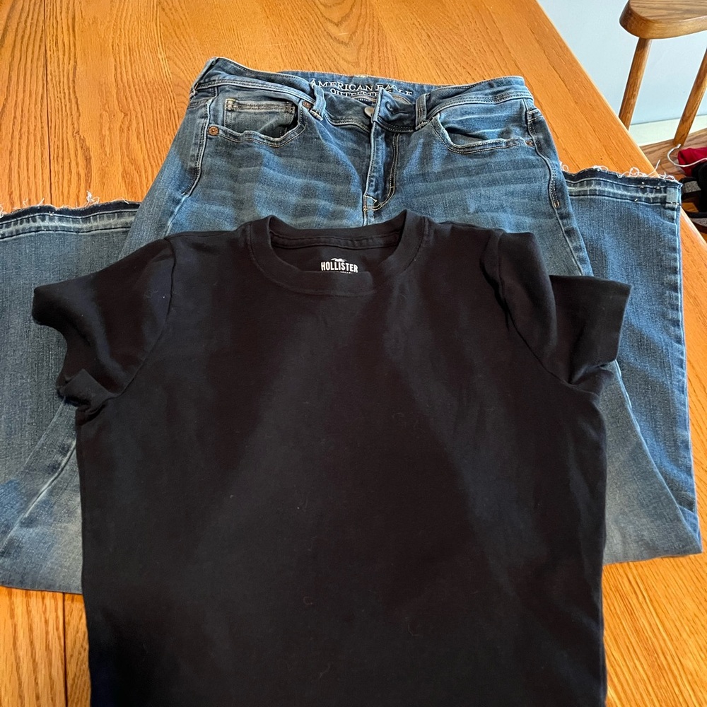 Hollister shirt, and American Eagle outfitters super stretch kick boot